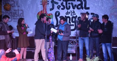 Canción “Más Afuera” (compositor e intérprete Pablo Retamal) Canción “Más Afuera” (compositor e intérprete Pablo Retamal)